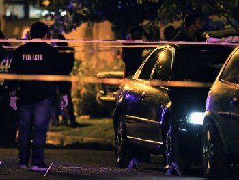 Matan a tiros a un padre y a su bebé en Rosario