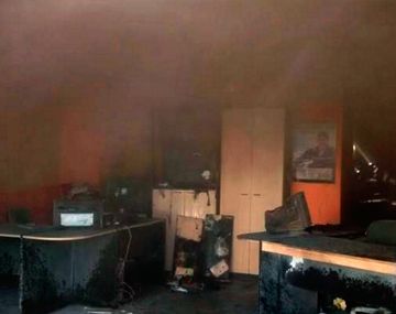 Se enojó e incendió la aseguradora