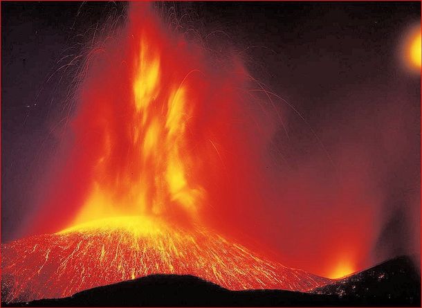 El volcán Tolbachik, en erupción por primera vez en 36 años