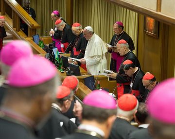 El Vaticano pide prudencia