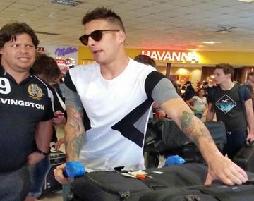 Denis llegó al país para sumarse a la delantera del Rojo