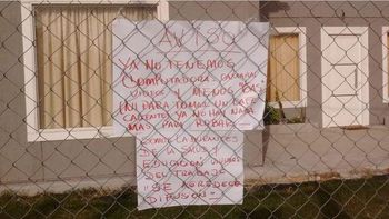 cansados de los robos, les dejaron un cartel a los ladrones: ya no hay mas nada cansados de los robos, les dejaron un cartel a los ladrones: ya no hay mas nada