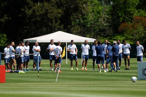 Martino sorprendió con un cambio en la primera práctica en Colombia