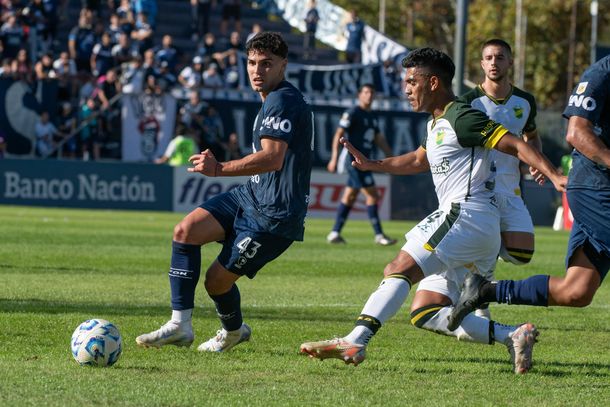 Independiente Rivadavia le ganó a Defensa y Justicia y lo dejó sin octavos de final