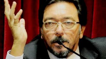 guillermo guastavino: la oposicion le busca el pelo al huevo guillermo guastavino: la oposicion le busca el pelo al huevo