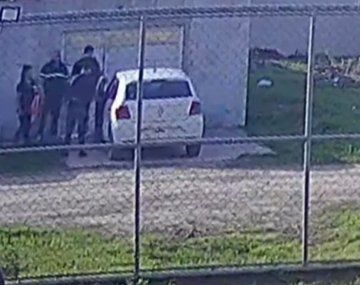 Crimen del jubilado en Zárate: las imágenes que comprometen a los policías arrestados