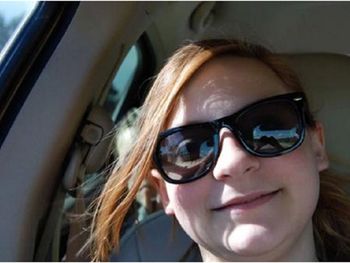 Se sacó una selfie y detrás apareció un fantasma