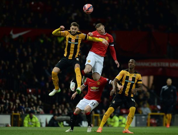 Con gol de Marcos Rojo, el Manchester United derrotó al Cambridge por la FA Cup