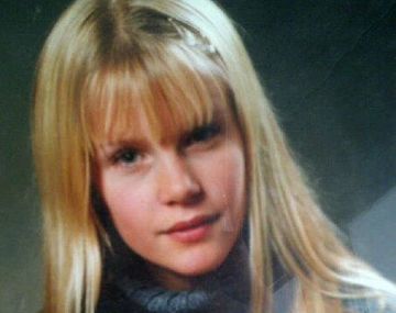 La Sueca Larsson a los 14 años