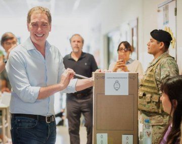 LLA pidió reimprimir los afiches de exhibición obligatoria tras cambios en su lista