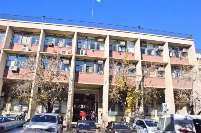 San Juan: su pareja no le quiso dar dinero para ir a tomar y la desmayó de un piedrazo