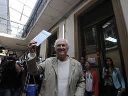 macri esta desesperado por entrar al frente amplio unen macri esta desesperado por entrar al frente amplio unen