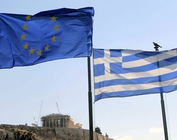 Aprueban nuevo rescate a Grecia por € 10.300 M