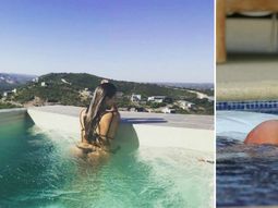 La cola de Barbie Vélez La cola de Barbie Vélez