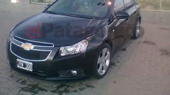 estaciono su auto en un predio y se lo robaron: ofrece recompensa estaciono su auto en un predio y se lo robaron: ofrece recompensa