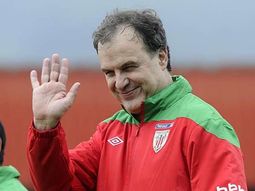 bielsa se autodenuncio por agredir a un empleado en bilbao bielsa se autodenuncio por agredir a un empleado en bilbao