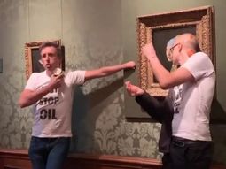 Video: vandalizaron un Vermeer para denunciar el cambio climático en Países Bajos