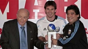 ¿como fue el encuentro entre di stefano, maradona y messi? ¿como fue el encuentro entre di stefano, maradona y messi?