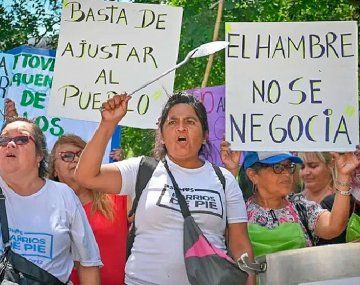 Protesta frente a la Quinta de Olivos para reclamar alimentos