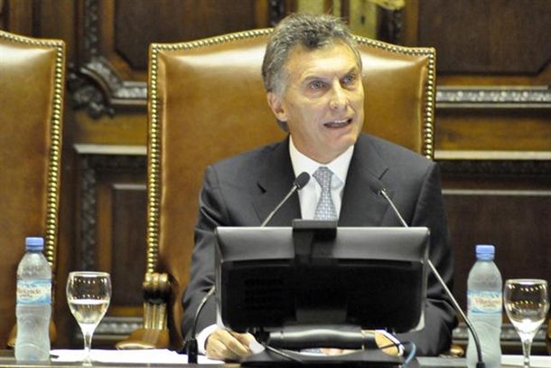 El primer proyecto de la Legislatura 2015 es para controlar los vetos de Macri