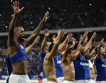 Cruzeiro celebra su clasificación