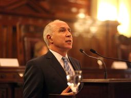 Ricardo Lorenzetti. Ricardo Lorenzetti.