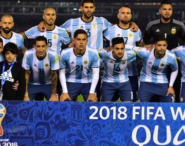 Acosta fue titular en el duelo ante Venezuela por Eliminatorias