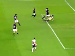 video: scocco la clavo y pone a river con un pie en la final de la libertadores video: scocco la clavo y pone a river con un pie en la final de la libertadores