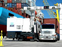 superavit comercial de us$521 millones en febrero superavit comercial de us$521 millones en febrero