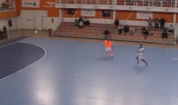 Daniel Scioli volvió a jugar en Villa La Ñata: las dos chances claras que tuvo para marcar