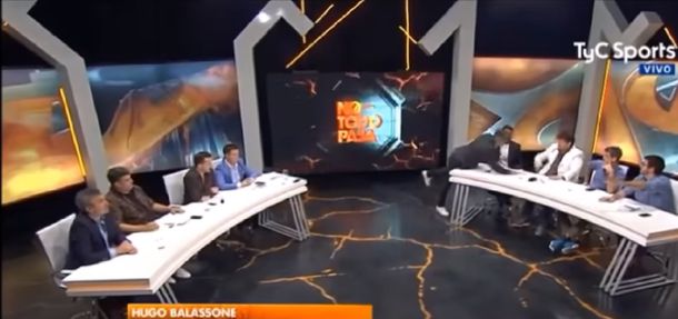 Un conductor  de TV se enojó con un columnista y lo quiso echar del aire