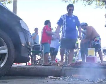 Los argentinos hicieron un asado en plena Copacabana