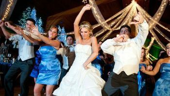 pareja tacana: no pudo ir a un casamiento y los novios le cobraron la cena pareja tacana: no pudo ir a un casamiento y los novios le cobraron la cena