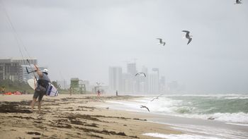 advertencia del gobernador de florida sobre el huracan matthew: evacuen, los puede matar advertencia del gobernador de florida sobre el huracan matthew: evacuen, los puede matar