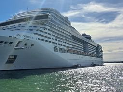 Un total de 74 cruceros arribarán en la temporada a Punta del Este, más que el verano anterior. Un total de 74 cruceros arribarán en la temporada a Punta del Este, más que el verano anterior.