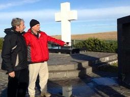 cobos: viajar a malvinas no implica resignar nada cobos: viajar a malvinas no implica resignar nada