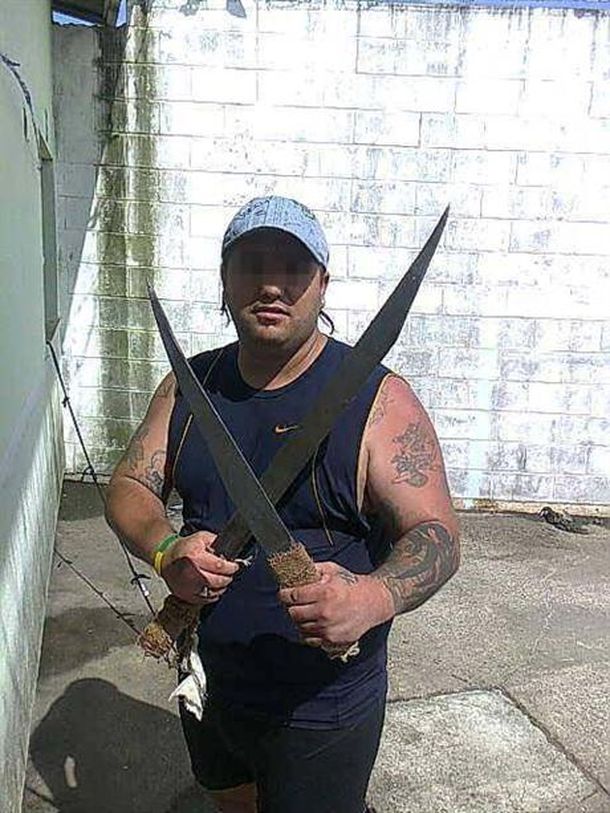 Escándalo: publican fotos de presos armados en Facebook