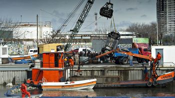 tragedia en el riachuelo: quiero encontrar a mi hijo y terminar con esta pesadilla tragedia en el riachuelo: quiero encontrar a mi hijo y terminar con esta pesadilla