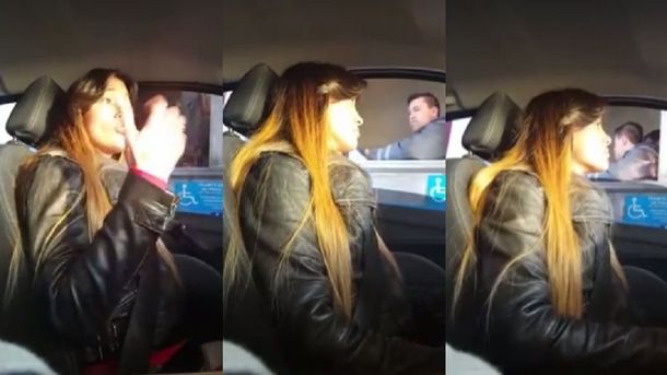 VIDEO: Por baches y demora, una mujer se negó a pagar el peaje