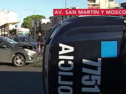 Fuerte choque y vuelco en Villa Devoto.
