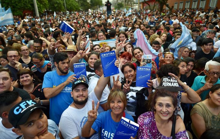  Cristina presenta Sinceramente en Posadas