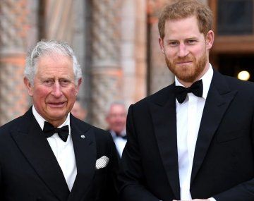 ¿Reconciliados? El Príncipe Harry y el Rey Carlos III se reunieron a tomar té en Londres