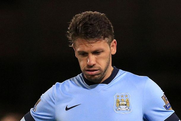 Demichelis, castigado con una millonaria multa por participar en apuestas