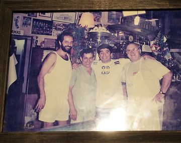 El bodegón de Buenos Aires que visitaba Maradona y ofrece unas picadas riquísimas