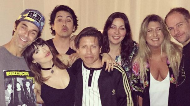 Lali Espósito y la primera foto con Mariano Martínez, de novios