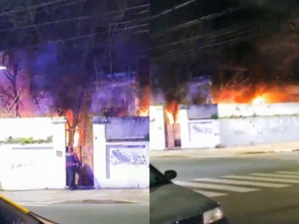 Un voraz incendio destruyó una casa abandonada en Caballito: creen que el fuego lo iniciaron okupas