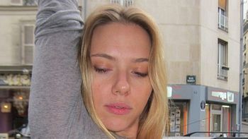 una bomba hot que ahora luce un nuevo tatuaje sexy una bomba hot que ahora luce un nuevo tatuaje sexy