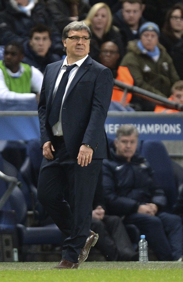 La prensa española sigue criticando la labor de Martino