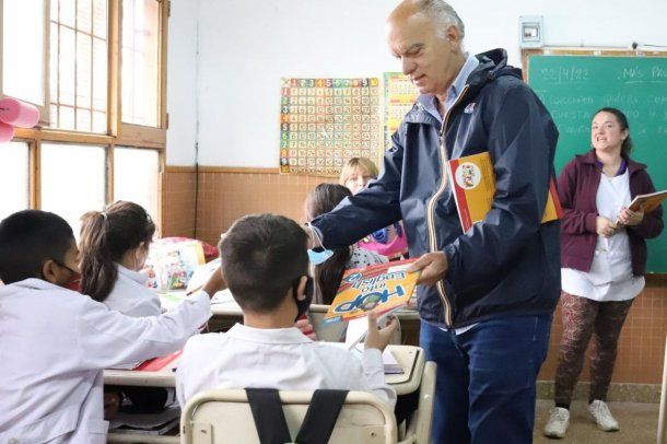 Néstor Grindetti propuso que los edificios escolares pasen a los municipios