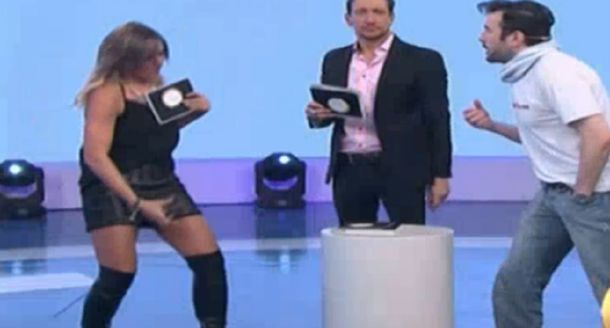 Poco femenino: mirá el gesto que hizo Rocío Marengo en Como anillo al dedo